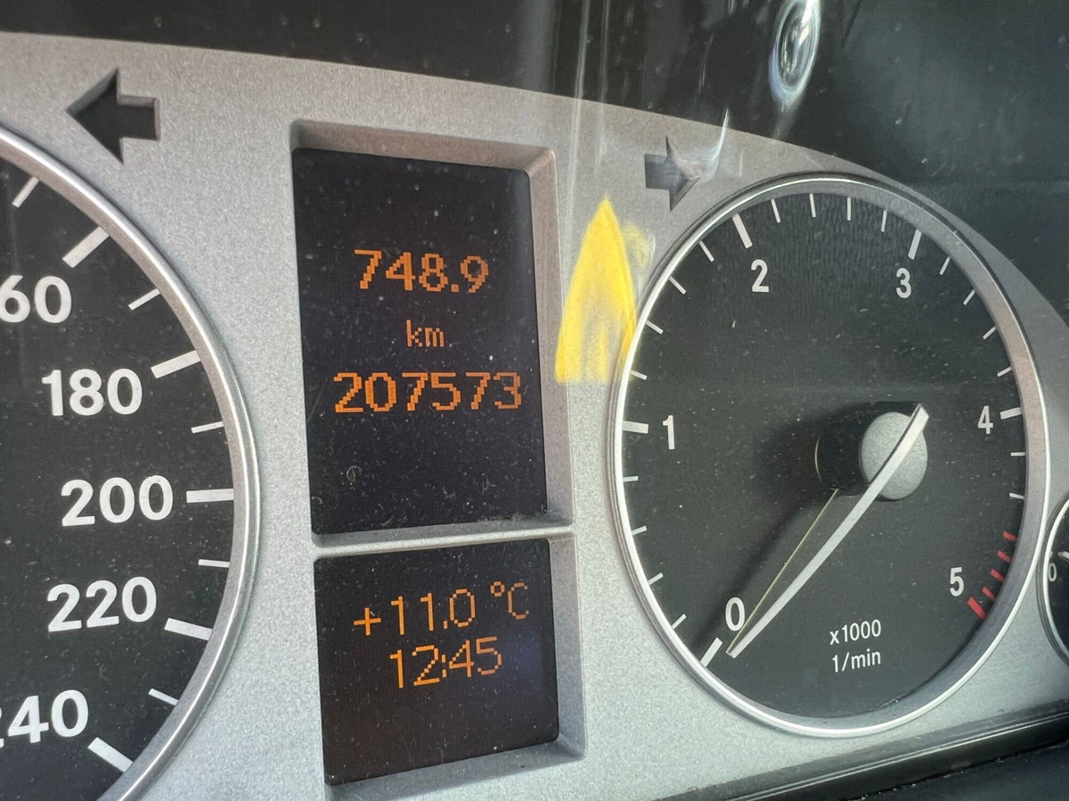 Mercedes-Benz Classe B 200 CDI Sport (18)