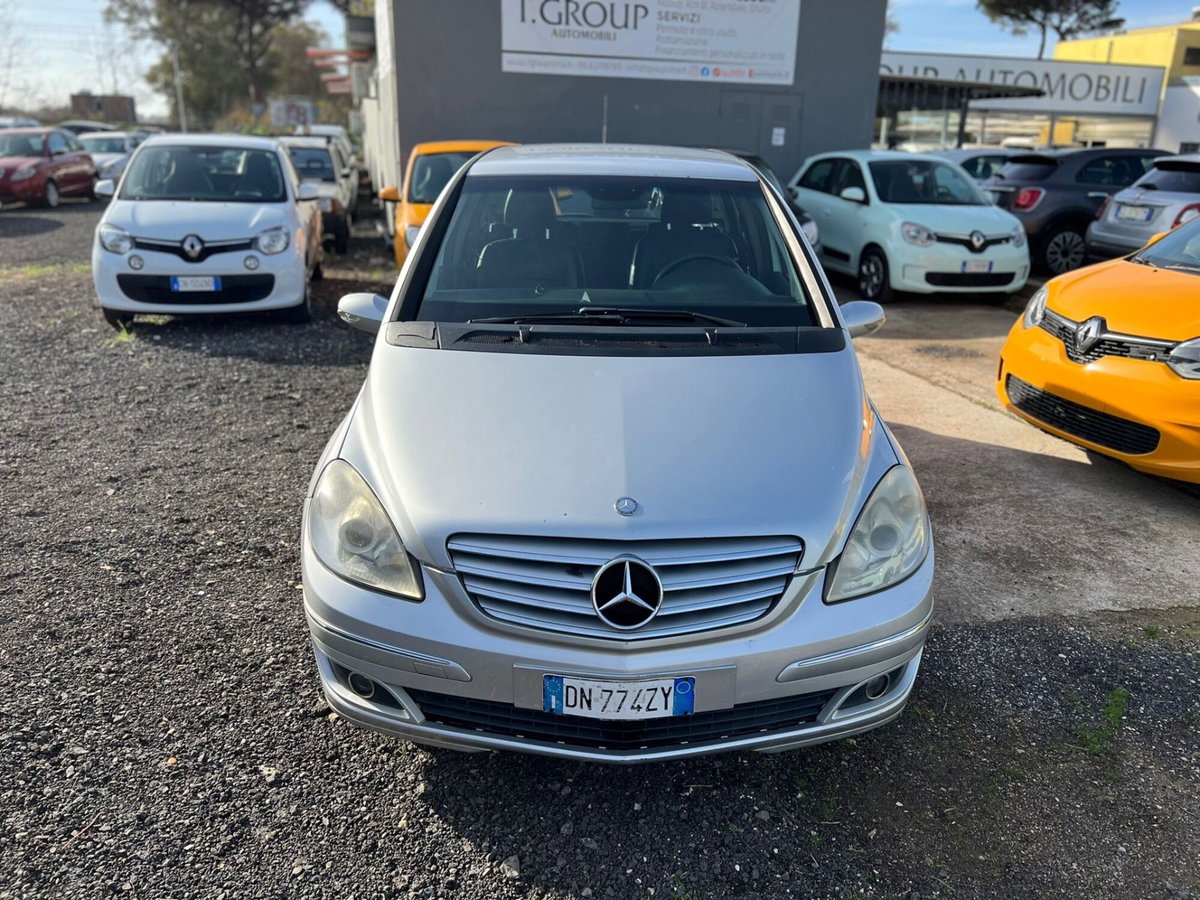 Mercedes-Benz Classe B 200 CDI Sport (2)