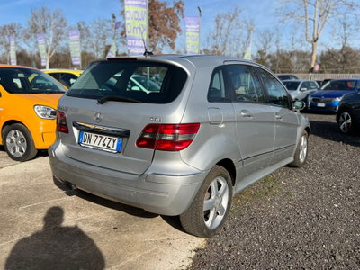 Mercedes-Benz Classe B 200 CDI Sport (7)