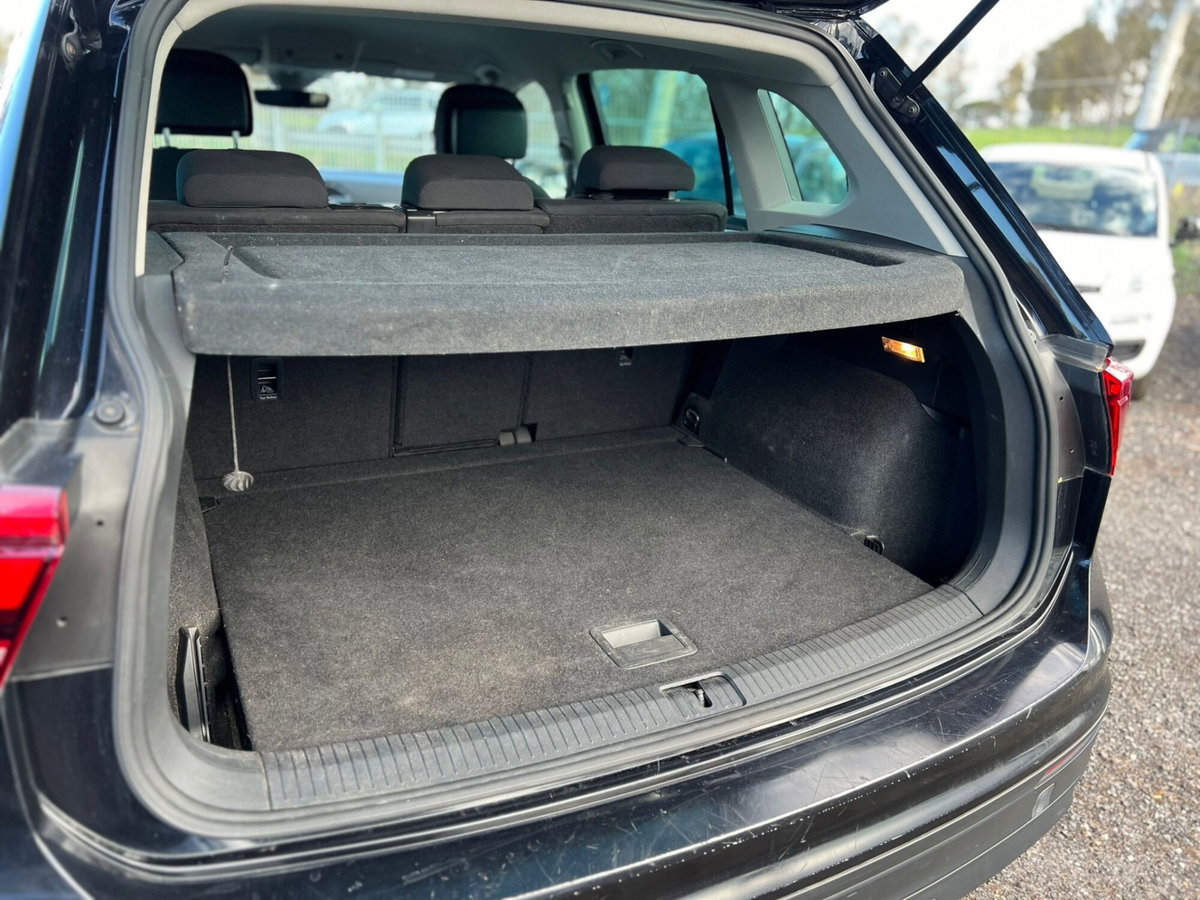 Volkswagen Tiguan 1.6 TDI SCR Business BlueMotion Technology (14)