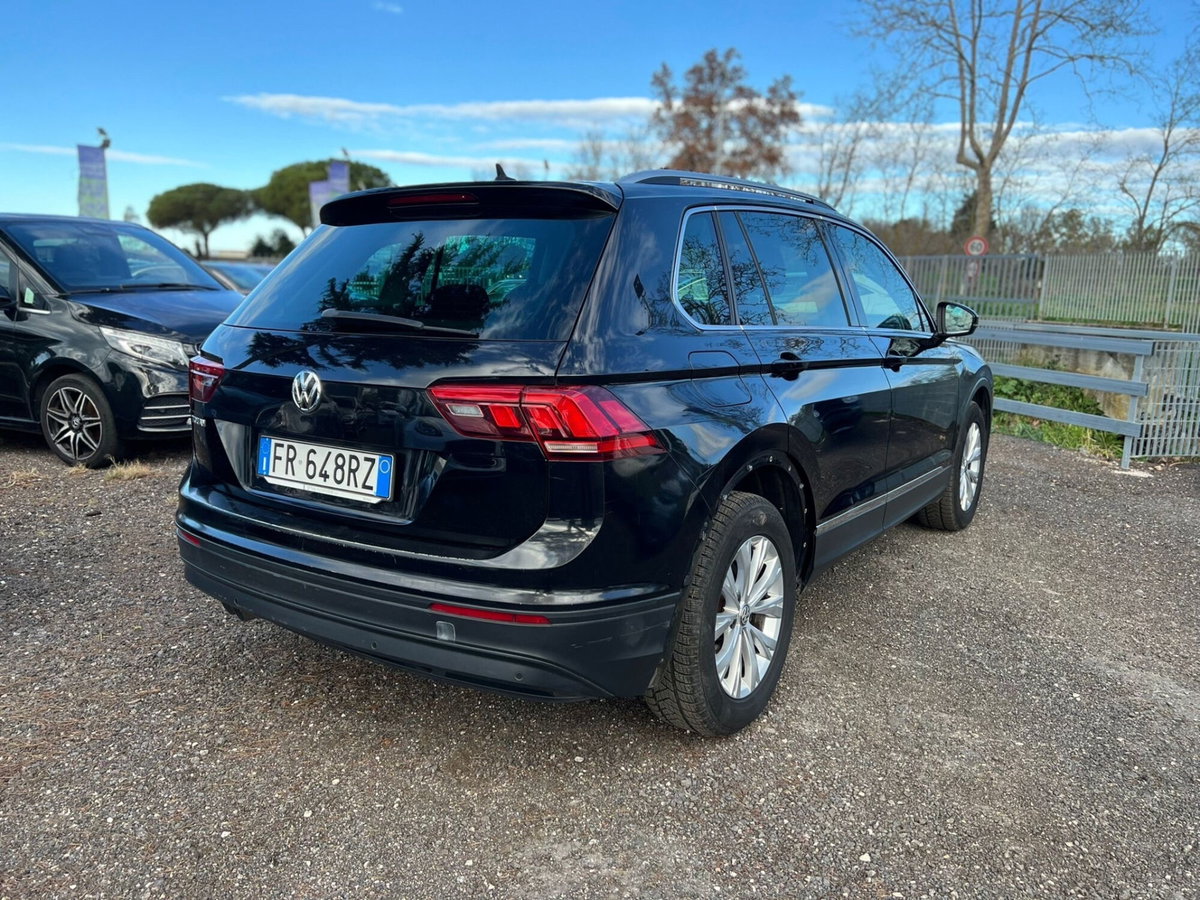 Volkswagen Tiguan 1.6 TDI SCR Business BlueMotion Technology (6)