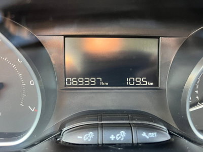 Peugeot 208 82 5 porte Active (15)