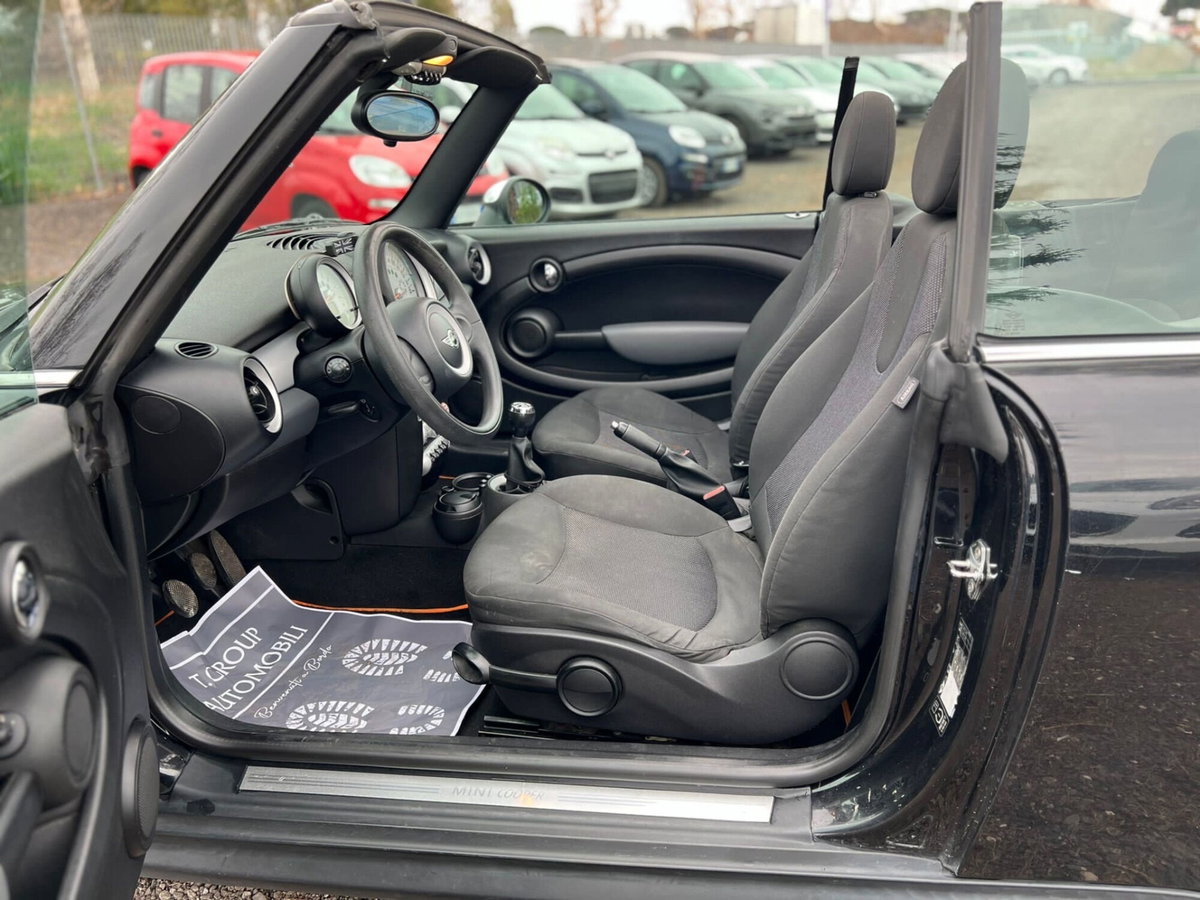 MINI Mini Cabrio 1.6 16V Cooper Cabrio (13)