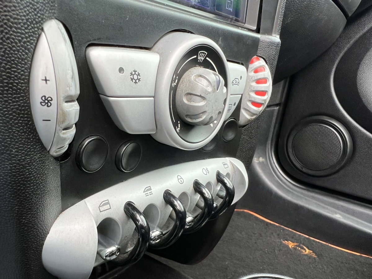 MINI Mini Cabrio 1.6 16V Cooper Cabrio (15)