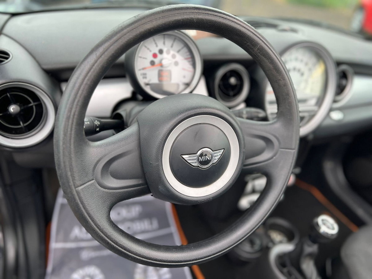 MINI Mini Cabrio 1.6 16V Cooper Cabrio (17)