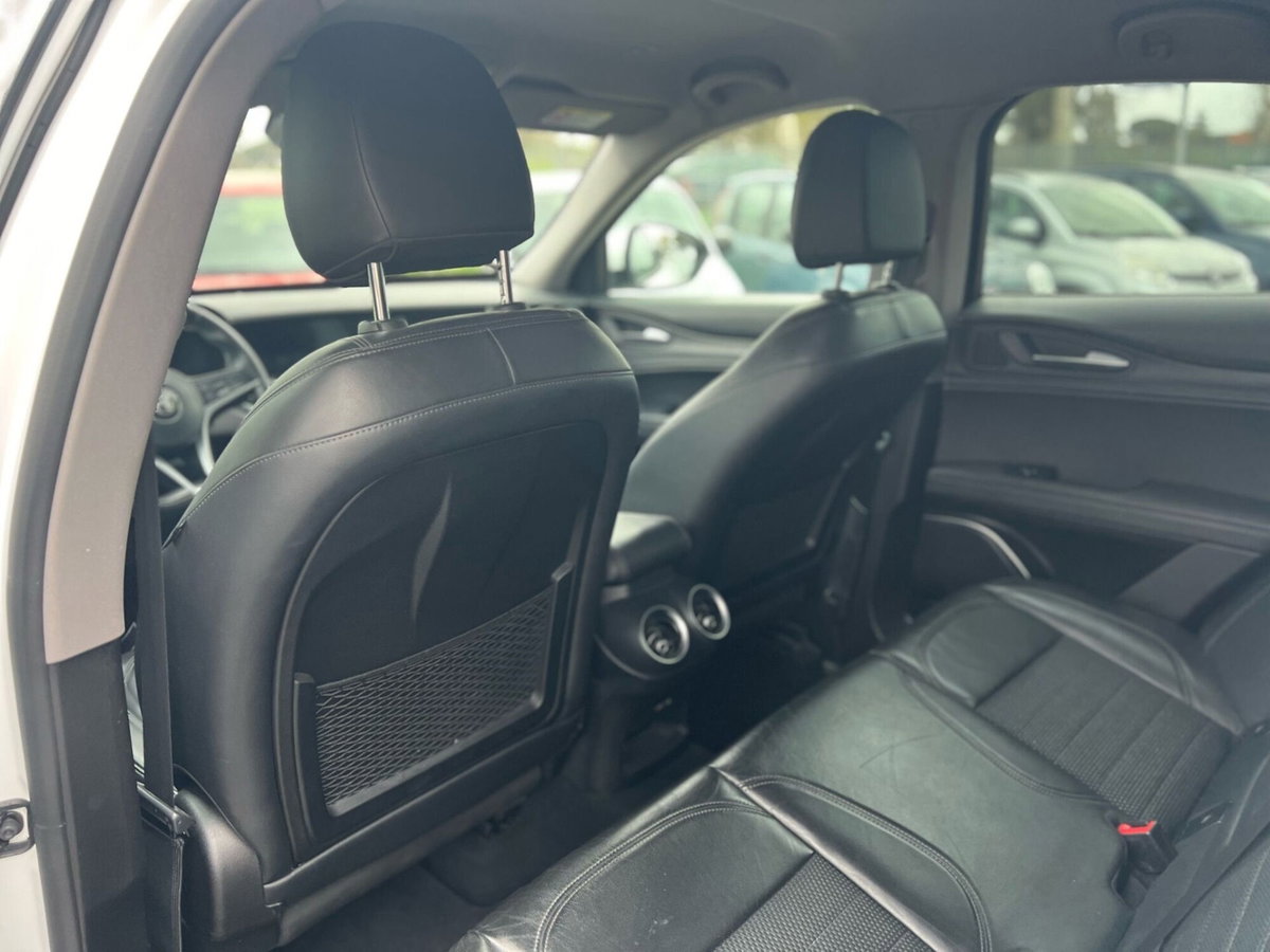 Alfa Romeo Stelvio Stelvio 2.2 Turbodiesel 160 CV AT8 RWD Super Business (10)