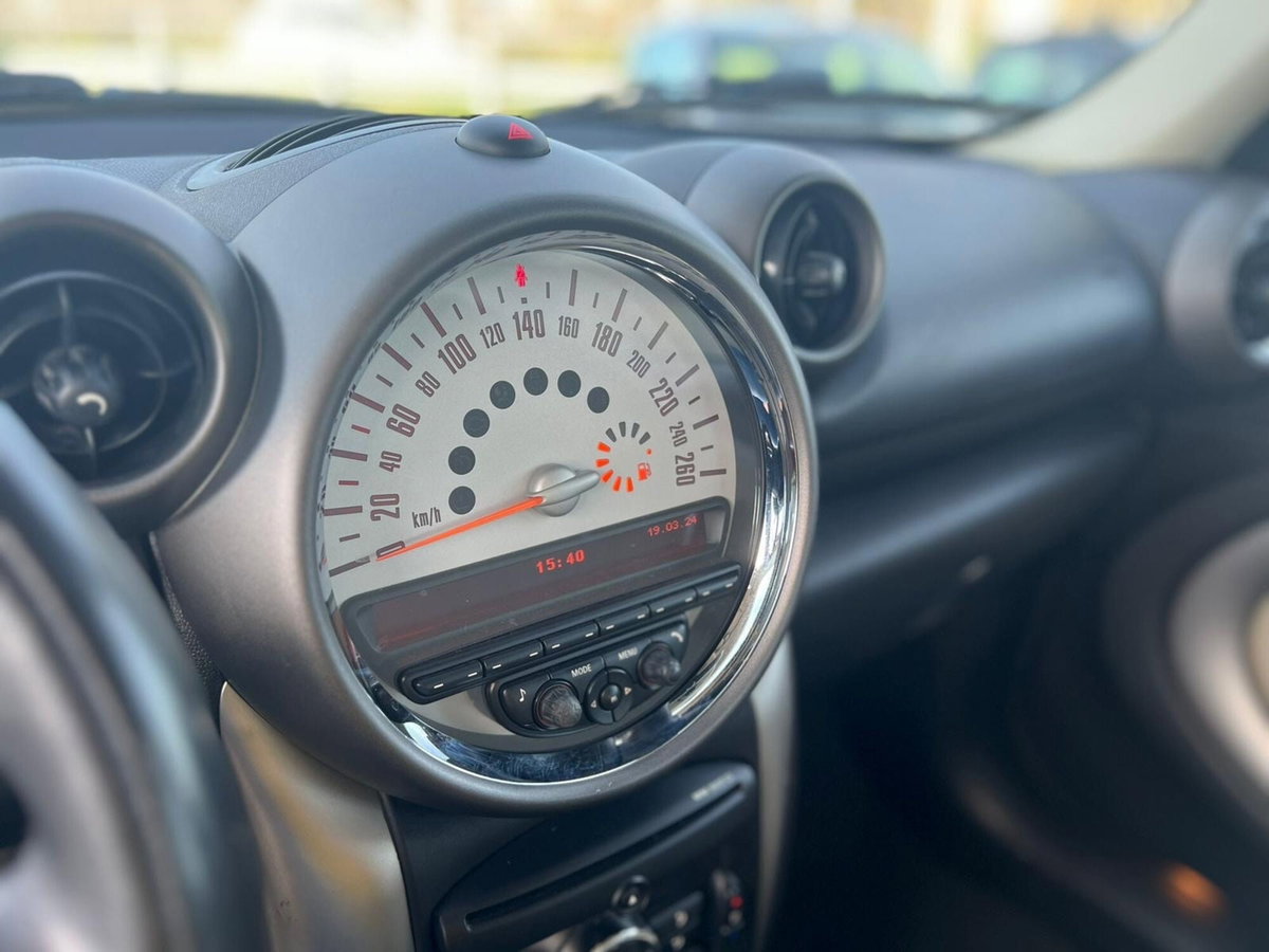 MINI Mini Countryman 1.6 Cooper Countryman (19)