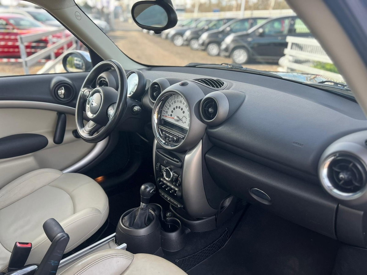MINI Mini Countryman 1.6 Cooper Countryman (9)