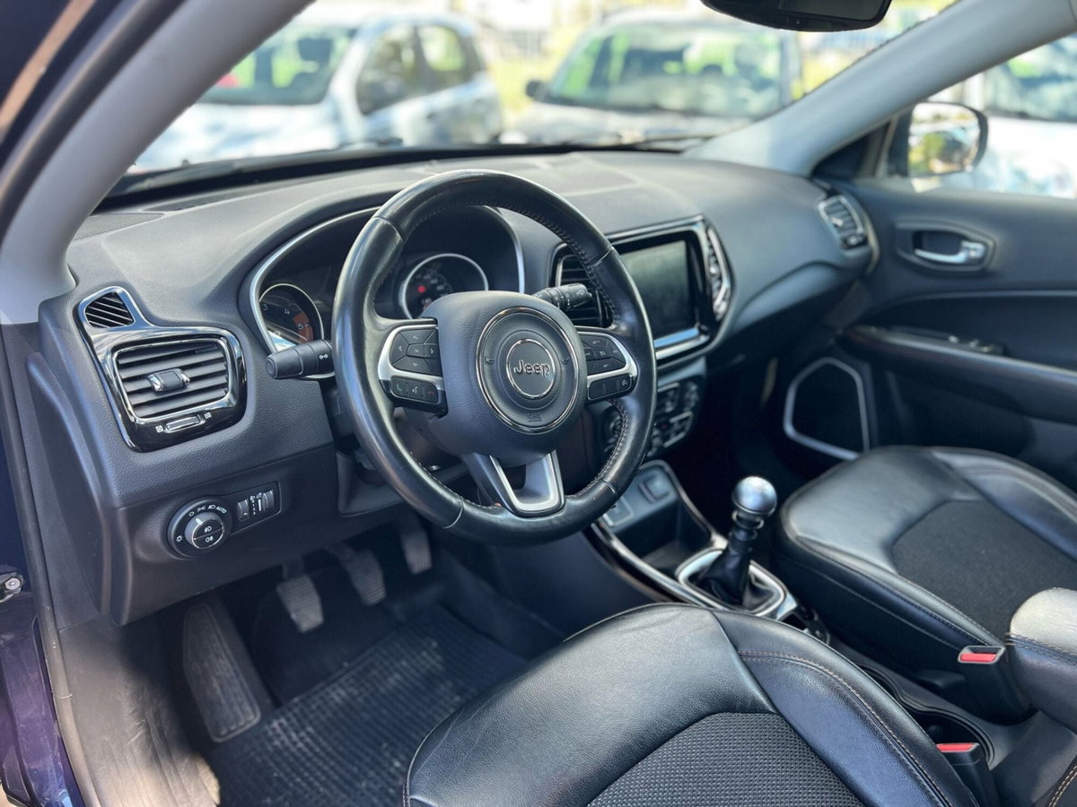Jeep Compass 1.6 Multijet II 2WD Limited (8)