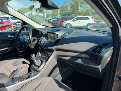 Ford Kuga 2.0 TDCI 120 CV S&S 2WD Titanium (10)
