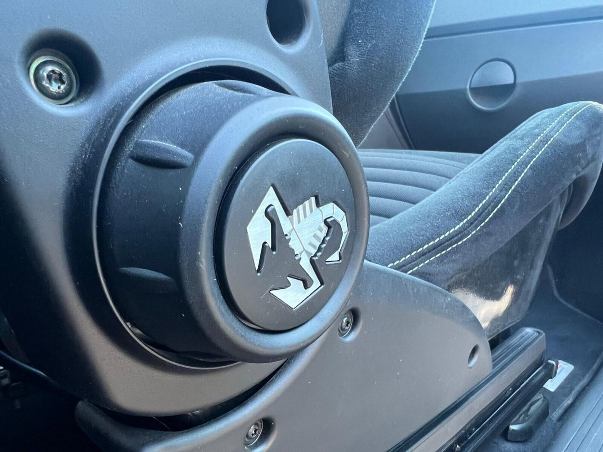Abarth 595 595 1.4 Turbo T-Jet 180 CV Competizione (14)