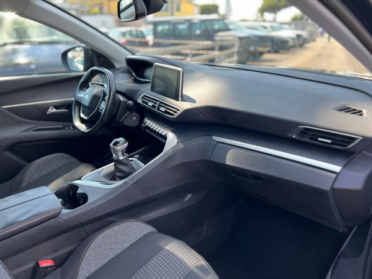 Peugeot 3008 PureTech Turbo 130 S&S Active Business (11)