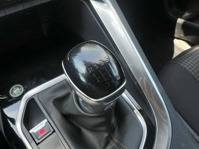 Peugeot 3008 PureTech Turbo 130 S&S Active Business (18)