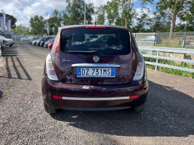 Lancia Ypsilon 1.4 Platino Ecochic GPL (3)