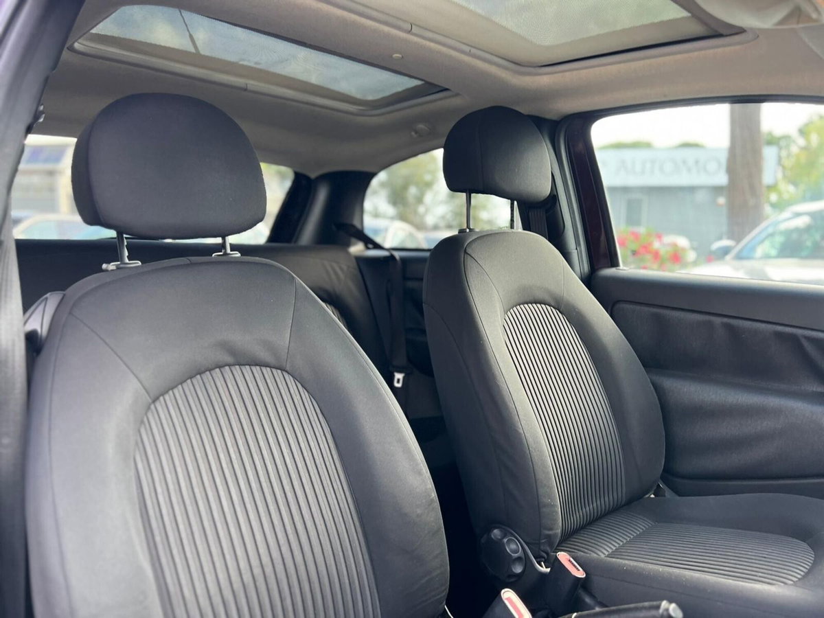 Lancia Ypsilon 1.4 Platino Ecochic GPL (6)