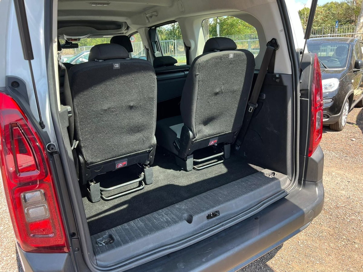 Citroen Berlingo BlueHDi 130 Stop&Start XL Feel Pack (14)
