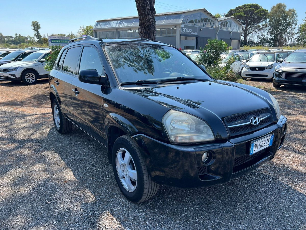 Hyundai Tucson 2.0 CRDi VGT Active (2)