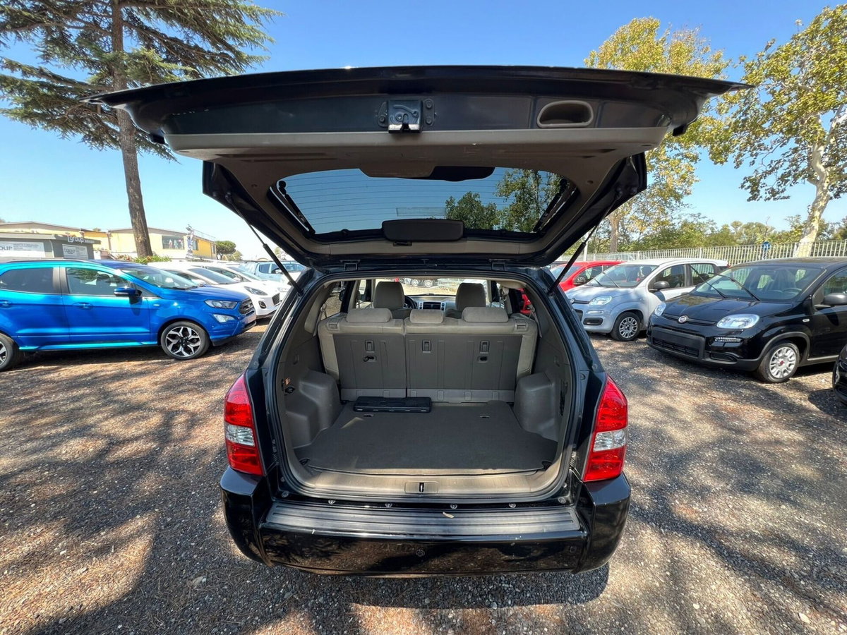 Hyundai Tucson 2.0 CRDi VGT Active (9)