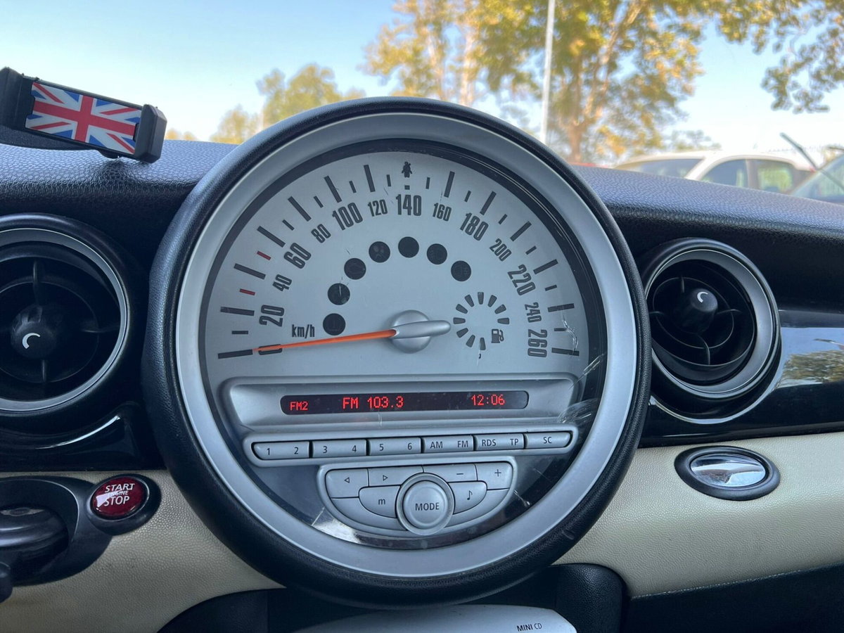 MINI Mini 1.6 16V One (55kW) (12)