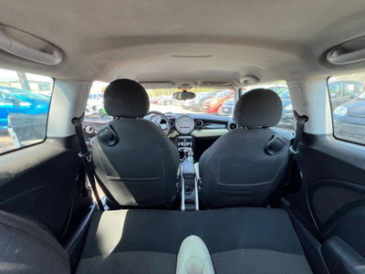 MINI Mini 1.6 16V One (55kW) (9)