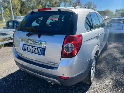 Chevrolet Captiva 2.0 VCDi LTZ (4)