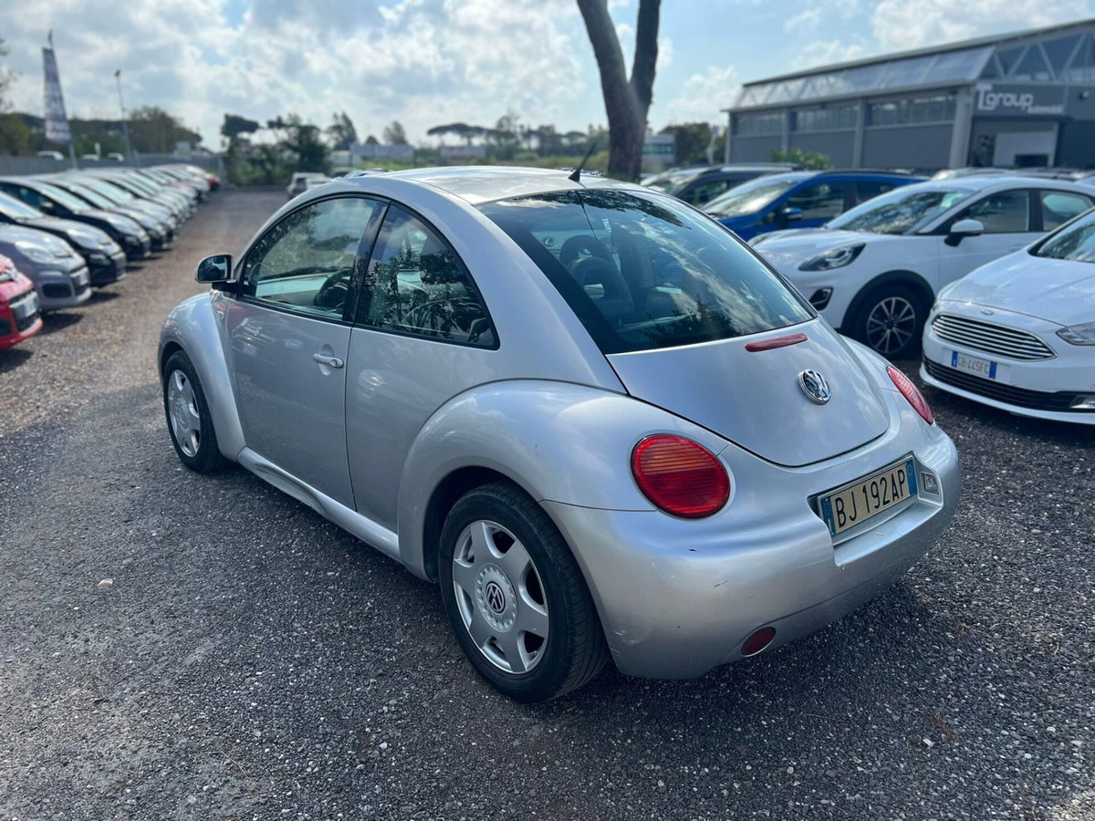 Volkswagen New Beetle TDI (5)