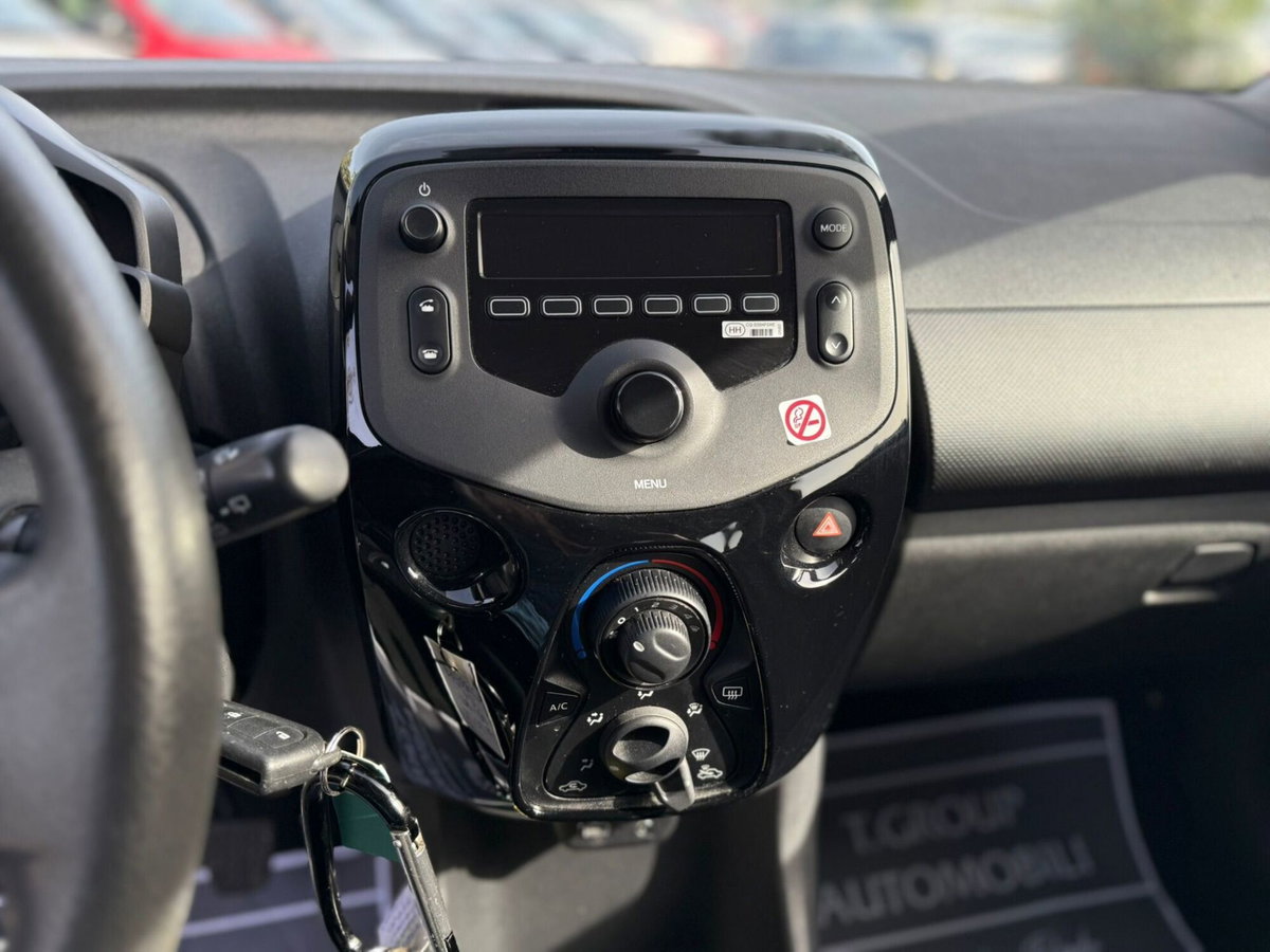 Citroen C1 C1 VTi 72 5 porte Feel (13)