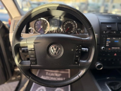 Volkswagen Touareg R5 TDI DPF Exclusive (8)
