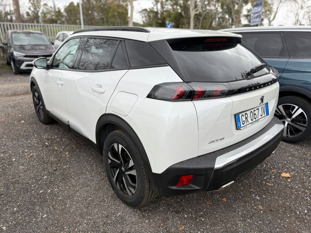 Peugeot 2008 PureTech 130 S&S Allure (4)