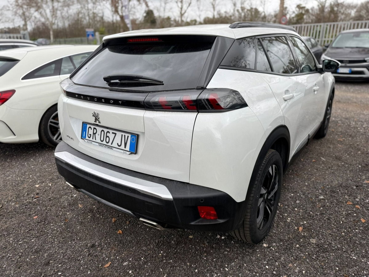 Peugeot 2008 PureTech 130 S&S Allure (7)