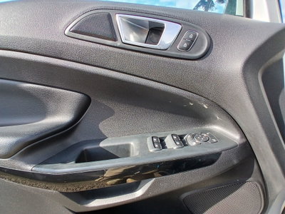 Ford EcoSport 1.0 EcoBoost 125 CV (18)