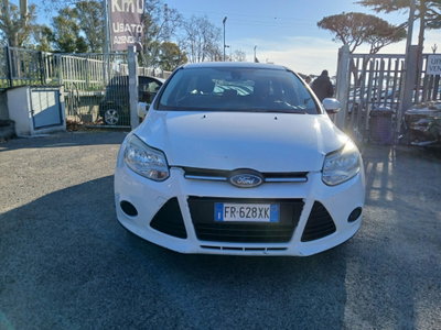 Ford Focus Station Wagon 1.6 TDCi 95 CV SW Titanium (6)