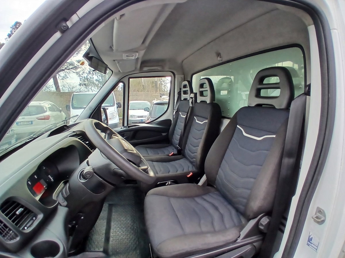 Iveco Daily Telaio 35C16H BTor 2.3 HPT PLM-RG Cabinato (11)