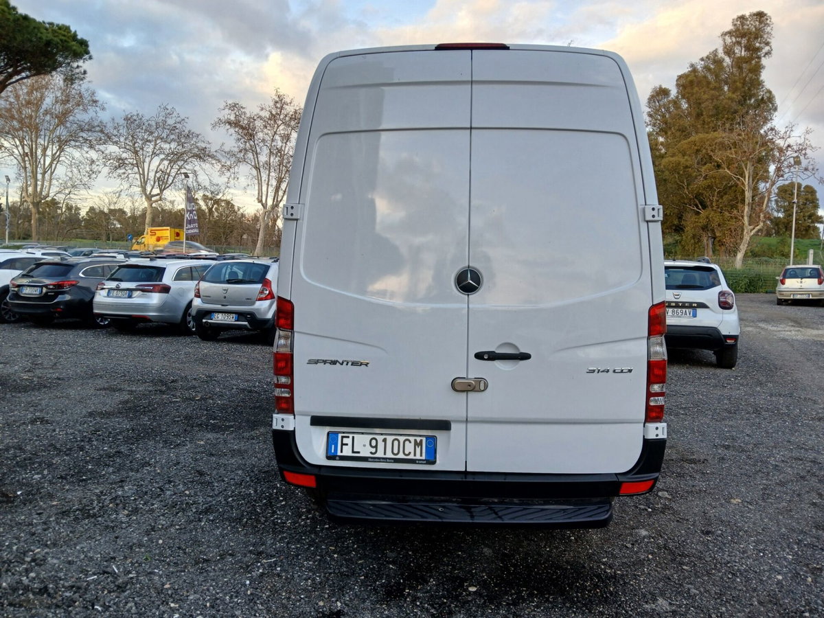 Mercedes-Benz Sprinter T37/30 214 CDI Cabinato Executive (7)
