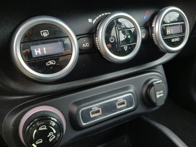 Fiat 500L 1.4 95 CV S&S Connect (20)
