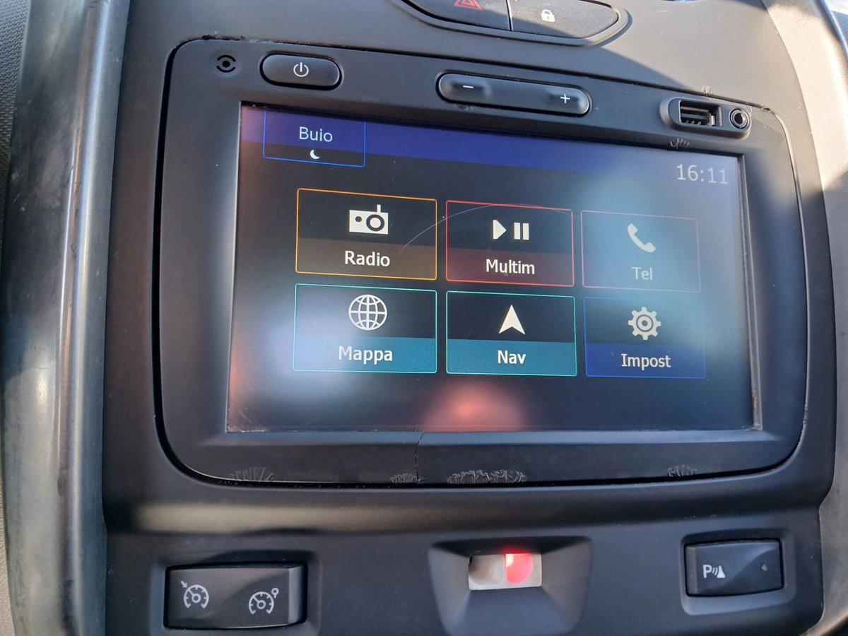 Dacia Duster 1.6 SCe GPL 4x2 Prestige (14)