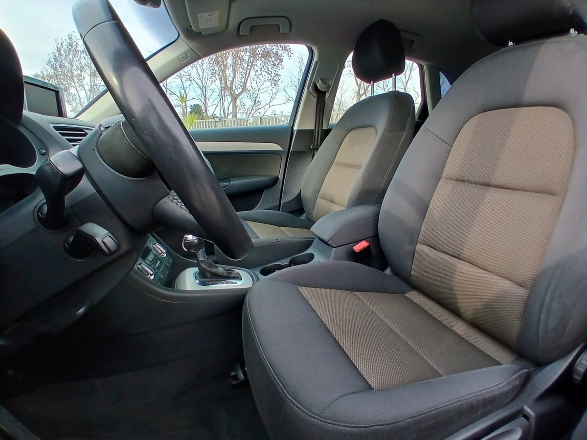 Audi Q3 2.0 TDI 177 CV quattro S tronic Business Plus (14)