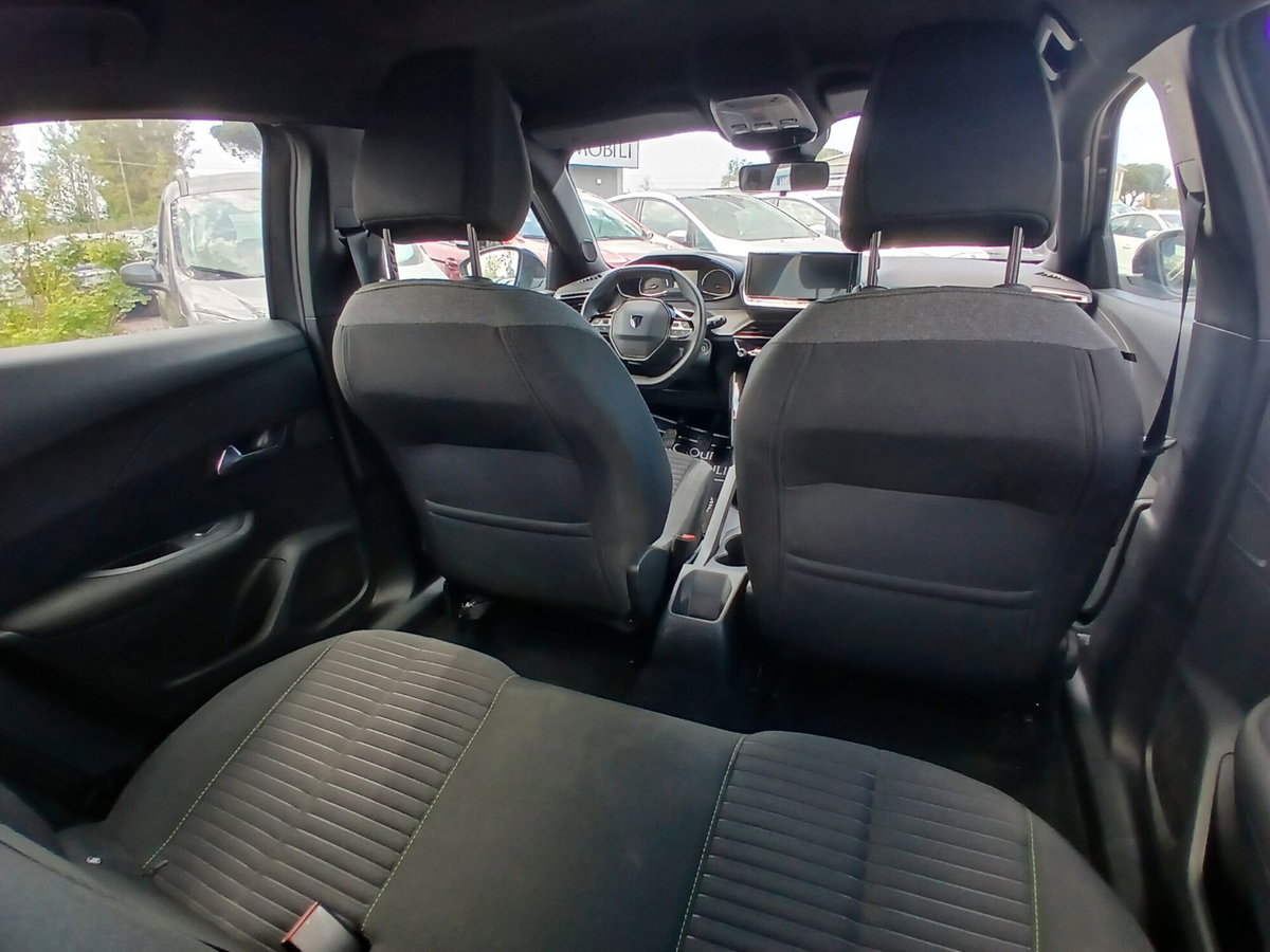 Peugeot 2008 1.2 puretech Active s&s 100cv (14)