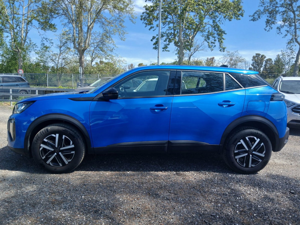 Peugeot 2008 1.2 puretech Active s&s 100cv (2)