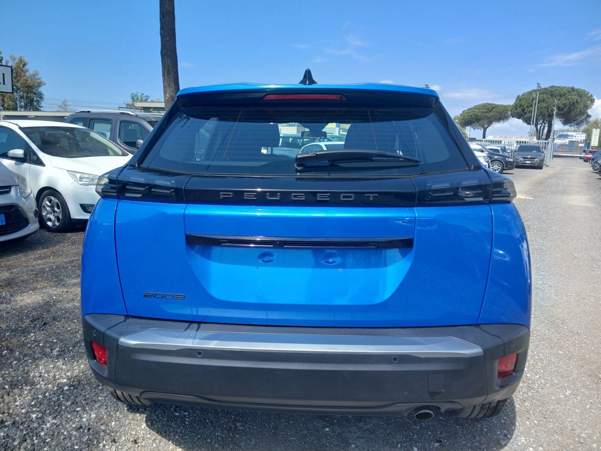Peugeot 2008 1.2 puretech Active s&s 100cv (7)