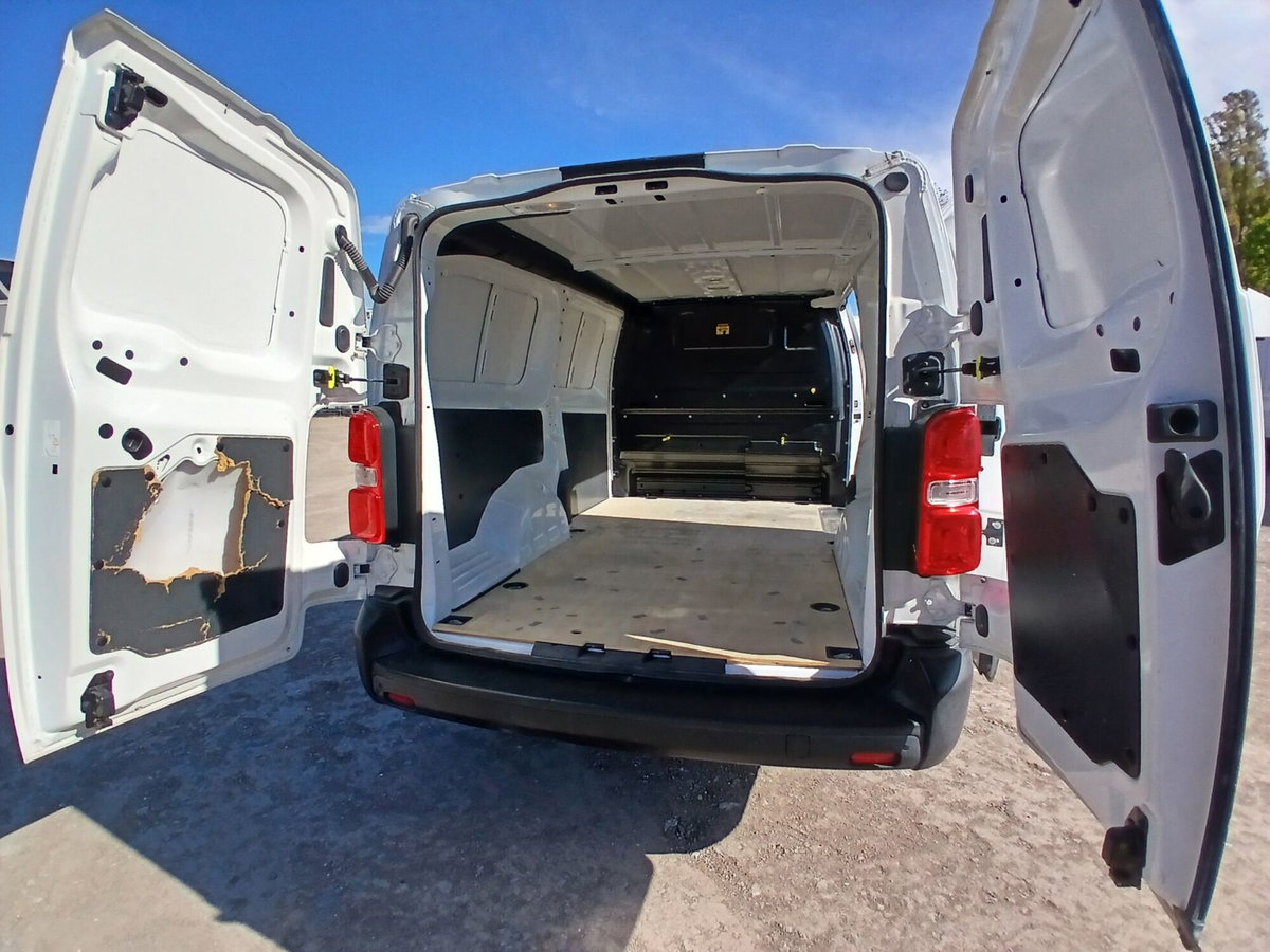 Opel Vivaro Furgone 1.5 Diesel 120CV S&S PC-TN S Furgone Enjoy (10)