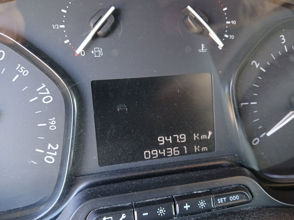 Opel Vivaro Furgone 1.5 Diesel 120CV S&S PC-TN S Furgone Enjoy (13)