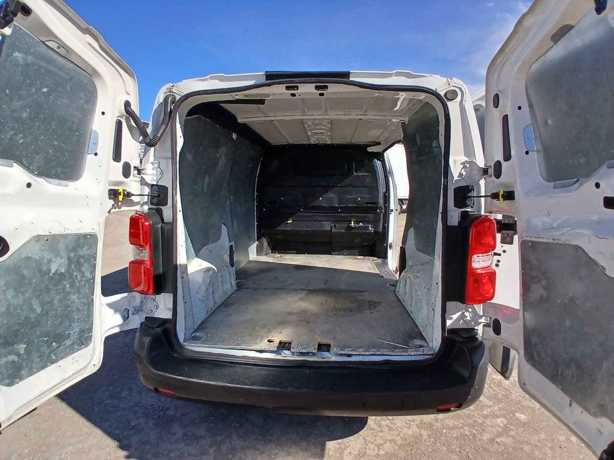 Peugeot Expert Furgone BlueHDi 120 S&S PL-TN Furgone Pro Standard (9)