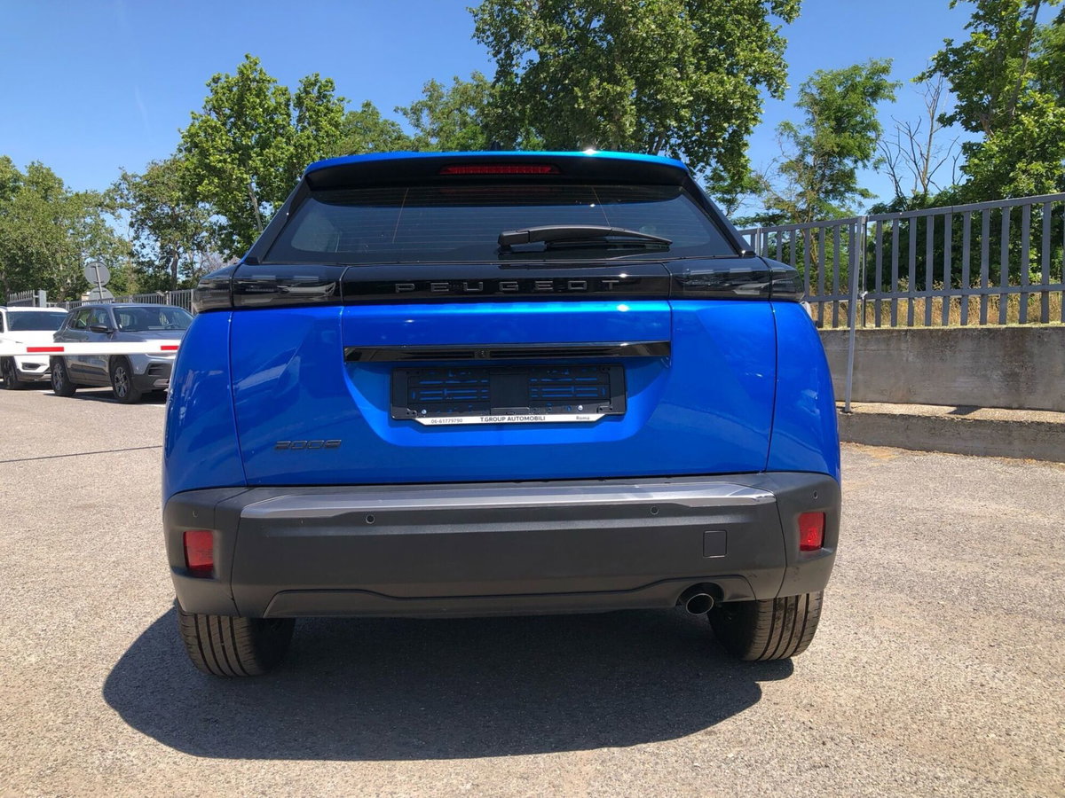 Peugeot 2008 1.2 puretech Active s&s 100cv (5)