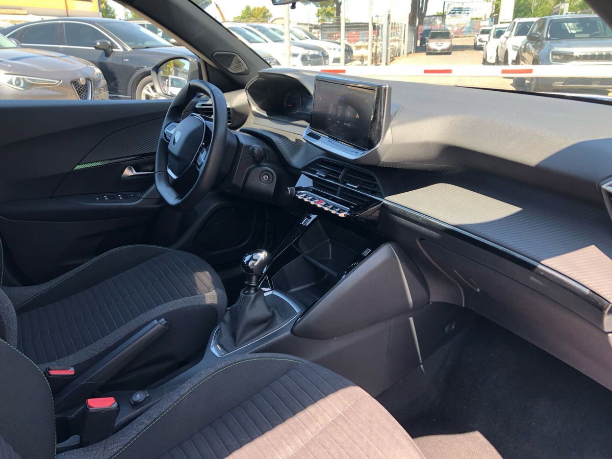 Peugeot 2008 1.2 puretech Active s&s 100cv (7)