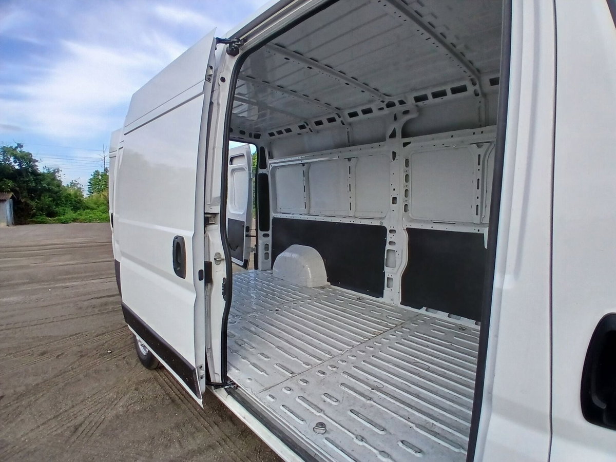 Citroen Jumper Furgone 33 BlueHDi 140 S&S PM-TN Furgone Business (9)