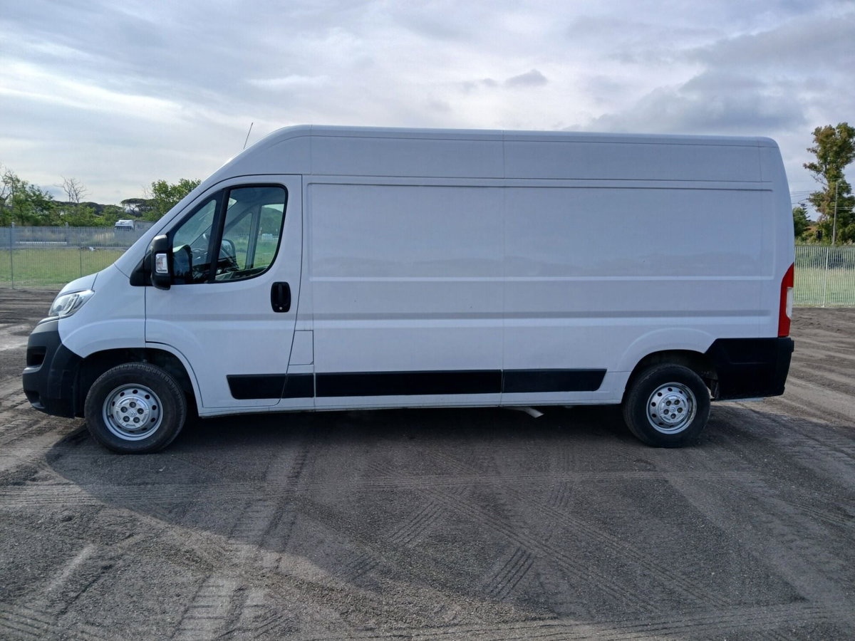 Citroen Jumper Furgone 33 BlueHDi 140 S&S PM-TN Furgone Business (2)