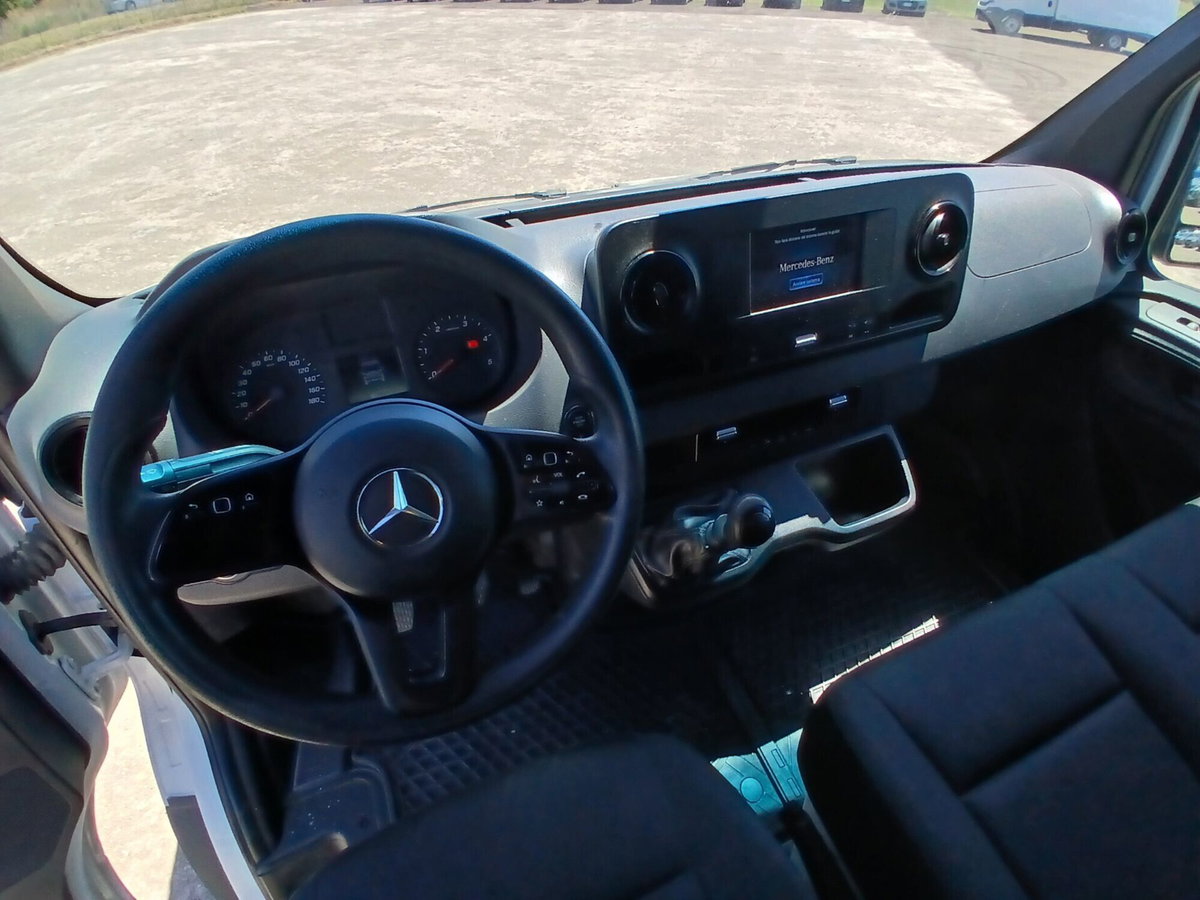 Mercedes-Benz Sprinter F39/35 311 CDI FWD TA Furgone (14)