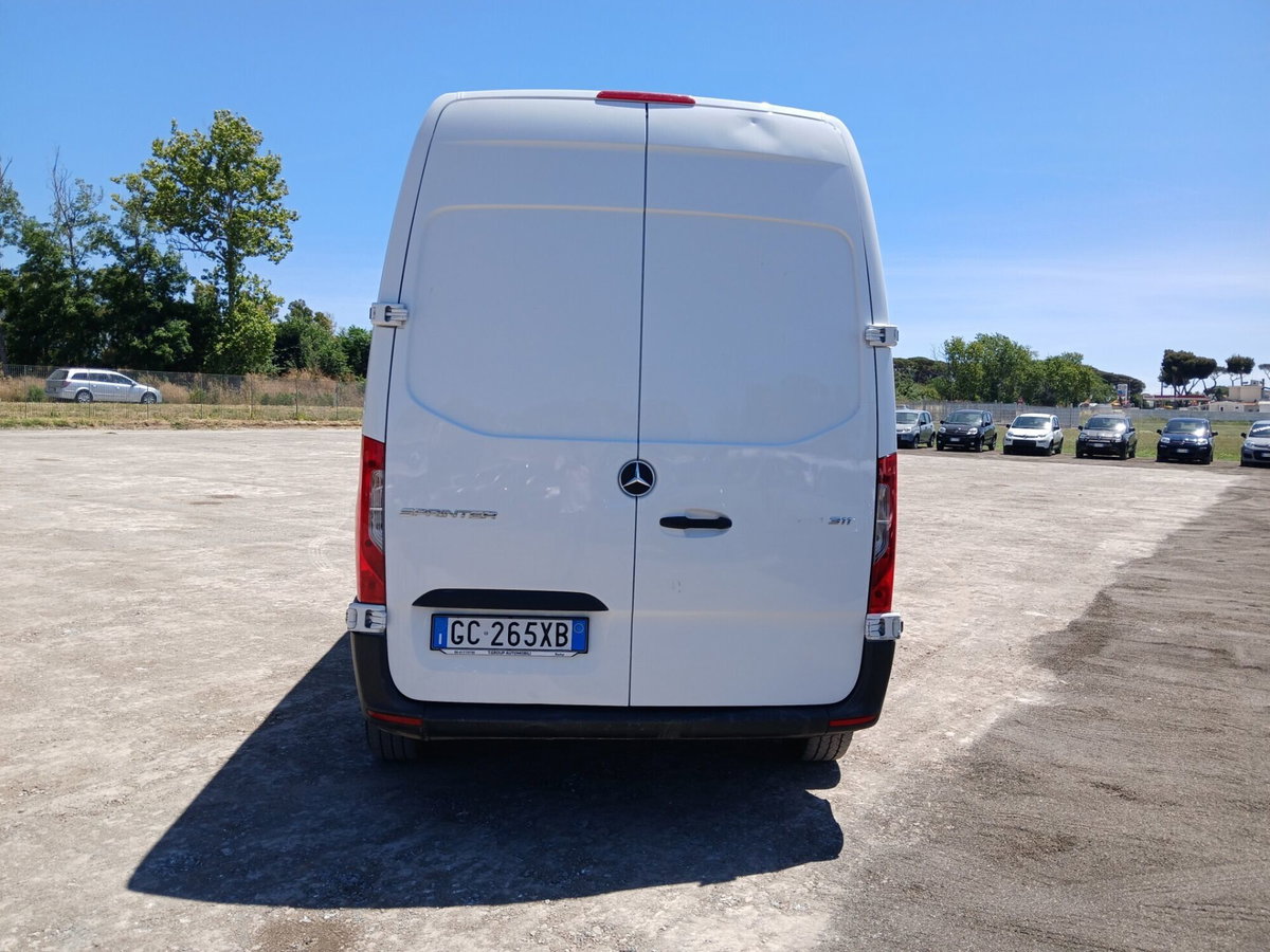 Mercedes-Benz Sprinter F39/35 311 CDI FWD TA Furgone (4)