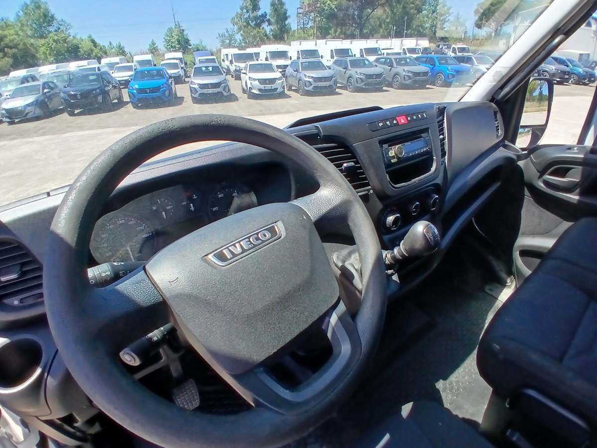 Iveco Daily Telaio 35C16HA8 BTor 2.3 HPT PC-RG Cabinato Hi-Matic (11)